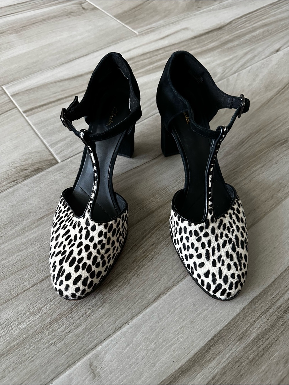 Clarks Black Suede & White Leopard Print T-Strap Block 3 inchHeel Pumps, Size 9